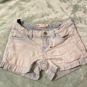 Levis girl short, size 8